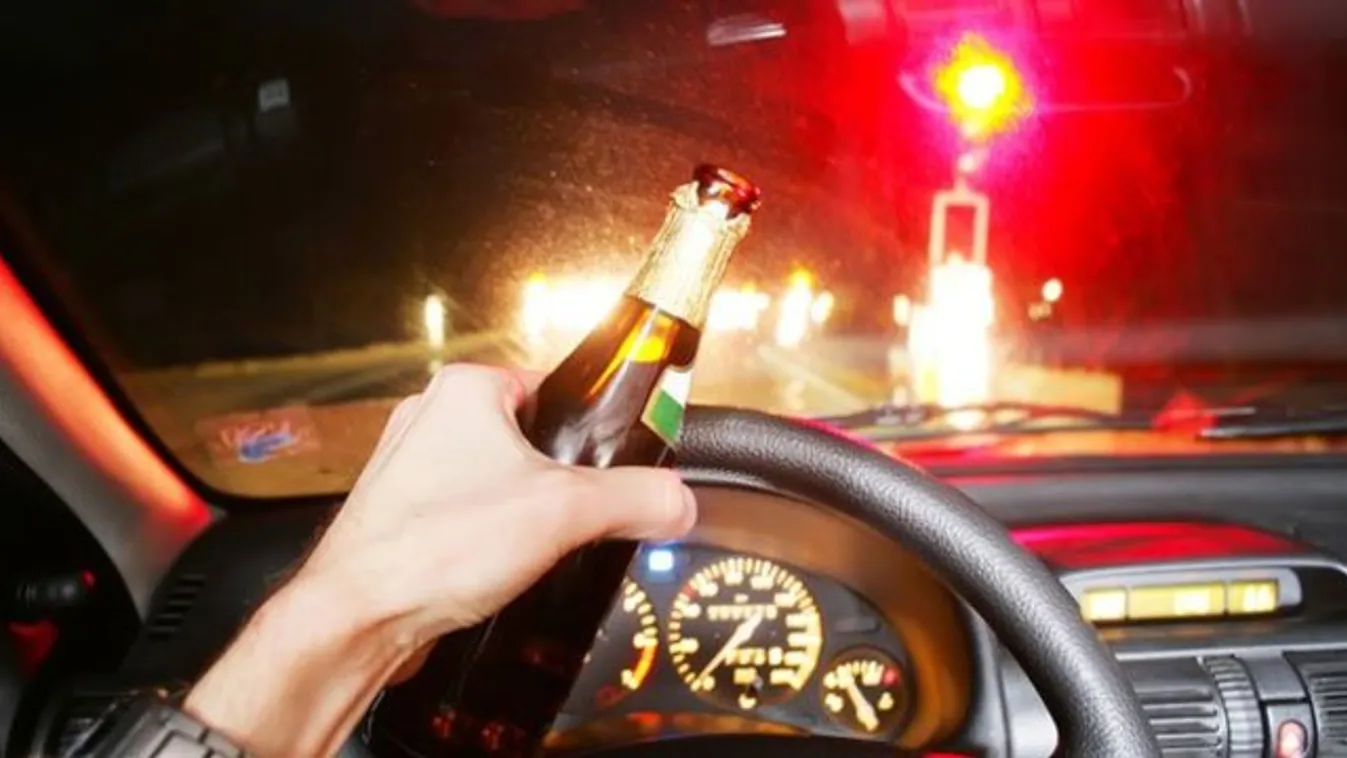 Piásan hajtott a rendőrök közé a fiatal férfi egy Győr melletti faluban