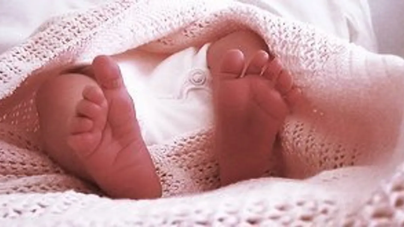 Megdöbbentő fotóval tudatta: 953 nap küzdelem után teherbe esett