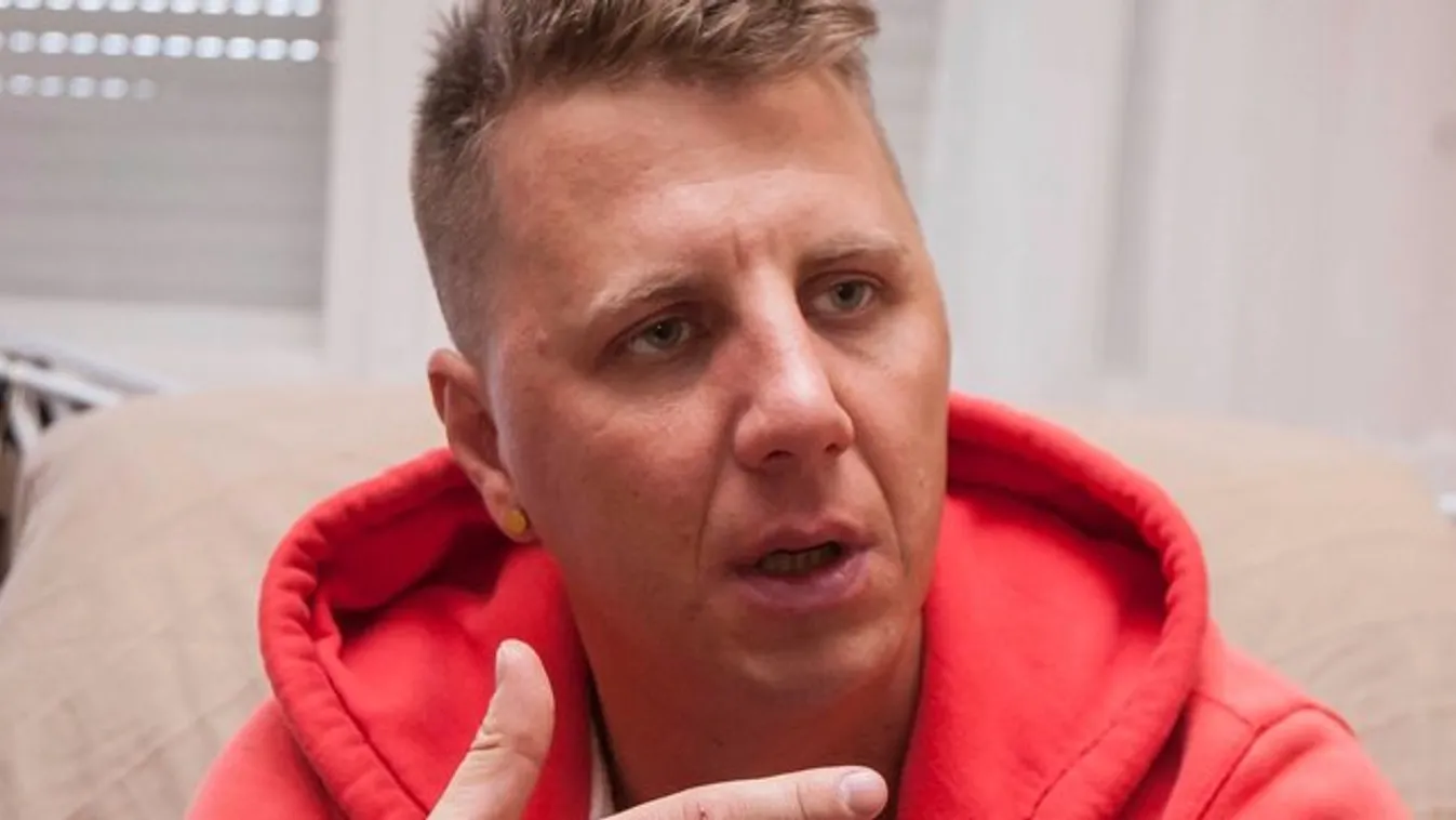 Zámbó Krisztián összeköltözött az anyjával
