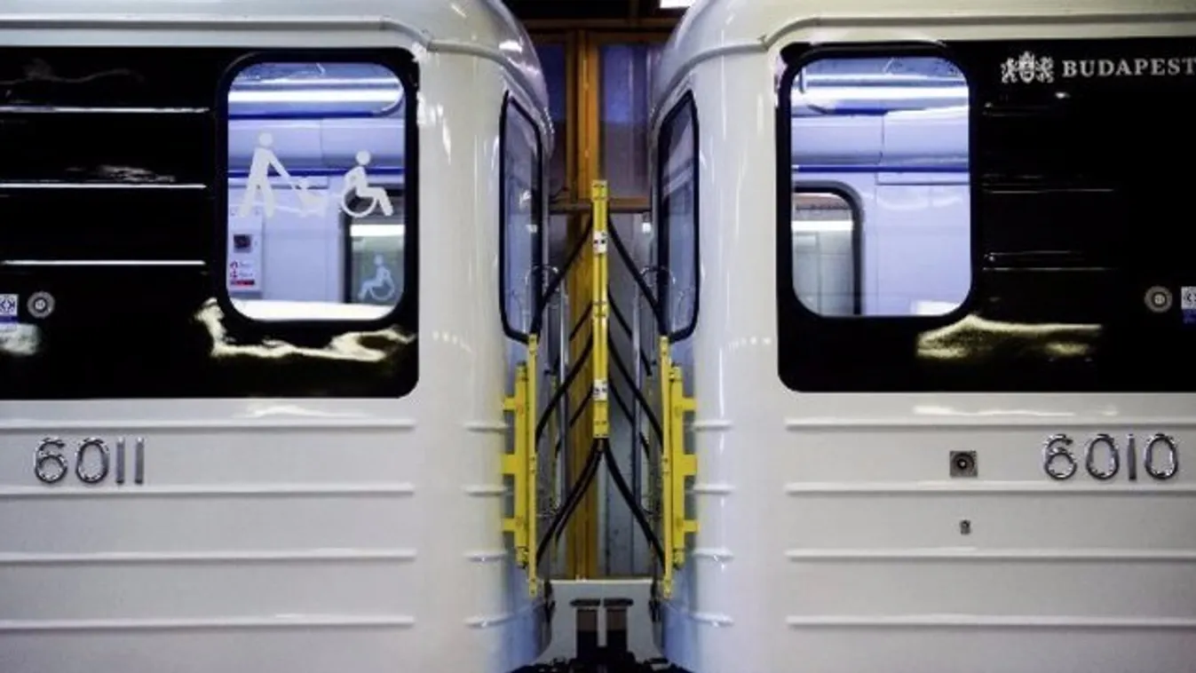 Észrevette? Zseniálisan oldották meg az új metrók ajtó-problémáját!