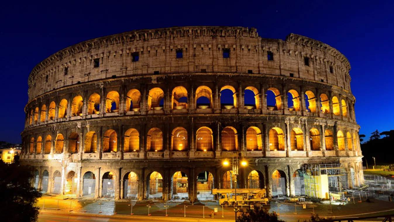 Éjszaka is körülnézhet a Colosseumban