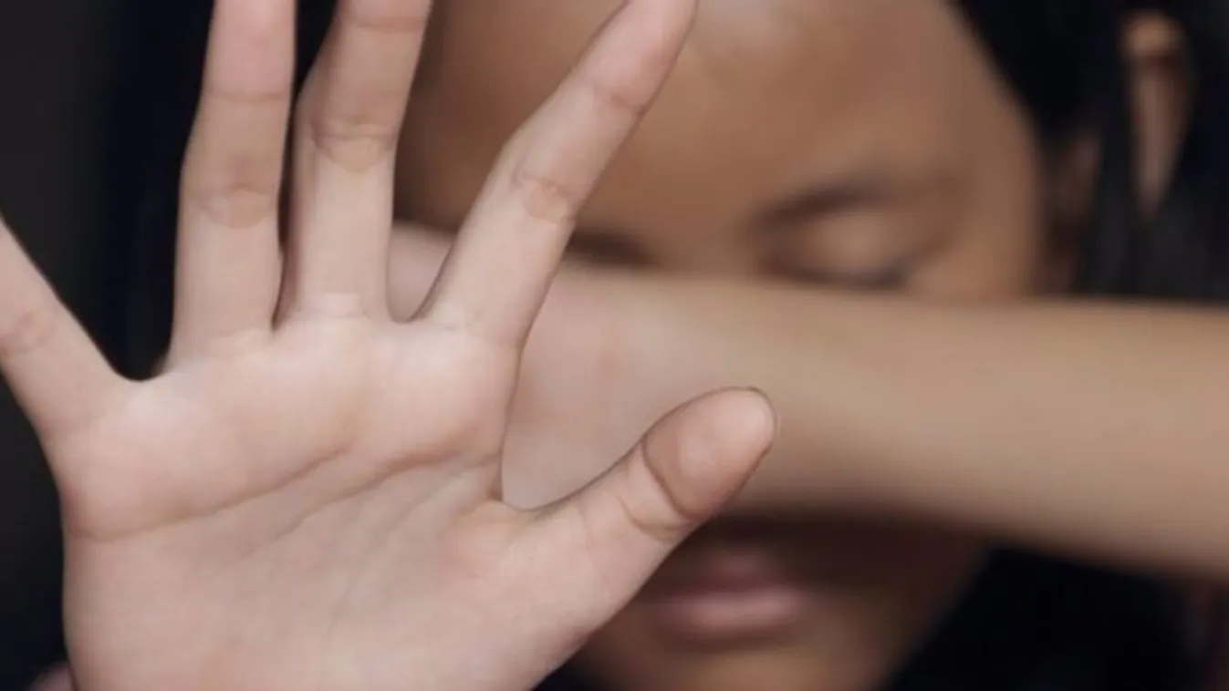 Letolt nadrággal várta a nyolcévest a hajdúsági pedofil