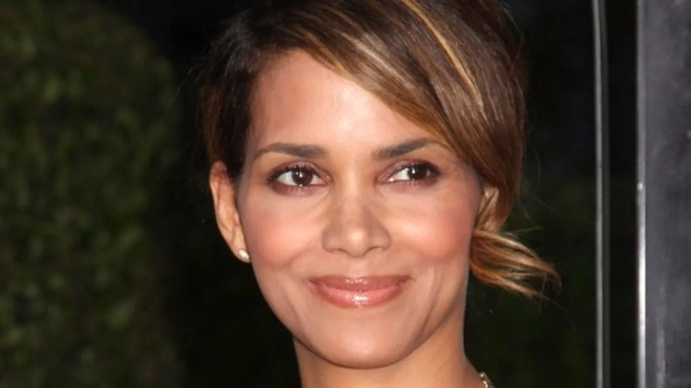 Halle Berry ezzel a fotóval felrobbantotta a cukiságbombát!