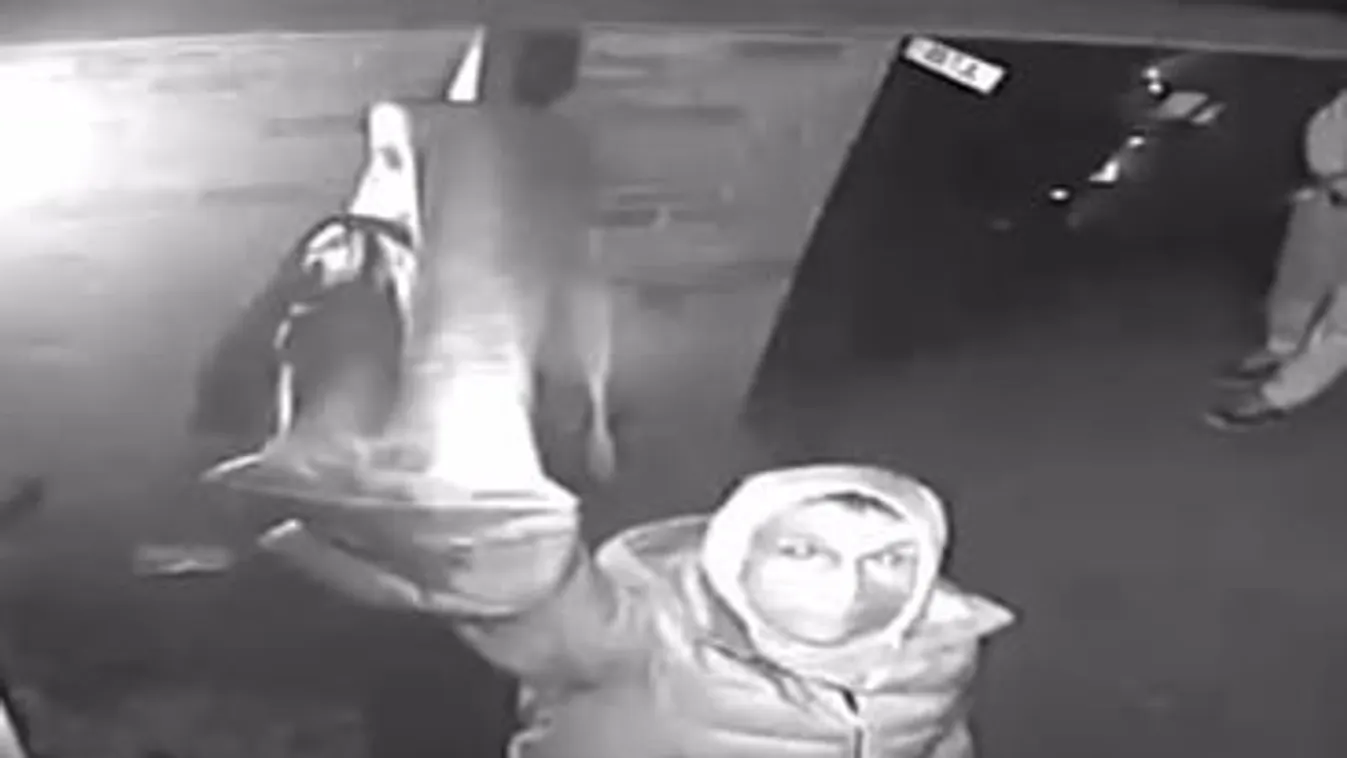Táskában rejlik a turpisság: ilyen egyszerű ellopni még egy luxuskocsit is - videó