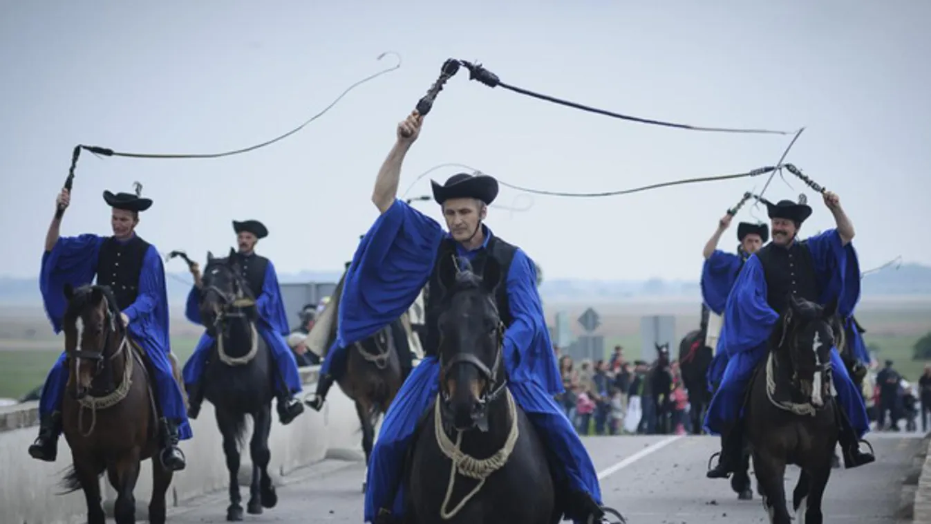 Szombaton végignézheti az állathajtást Hortobágy Kilenclyukú hídján