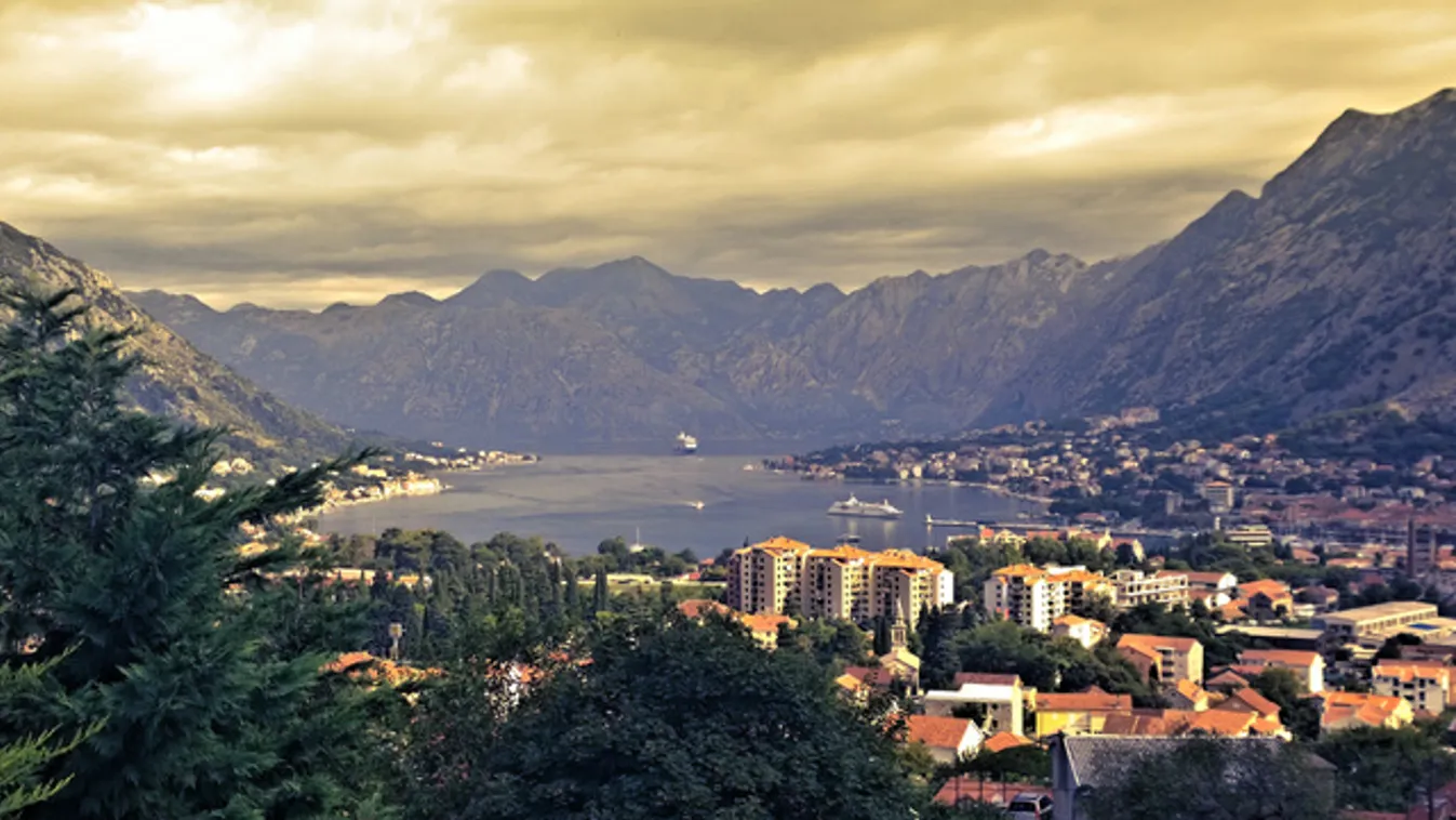A túl népszerű Kotor elveszítheti világörökségi címét