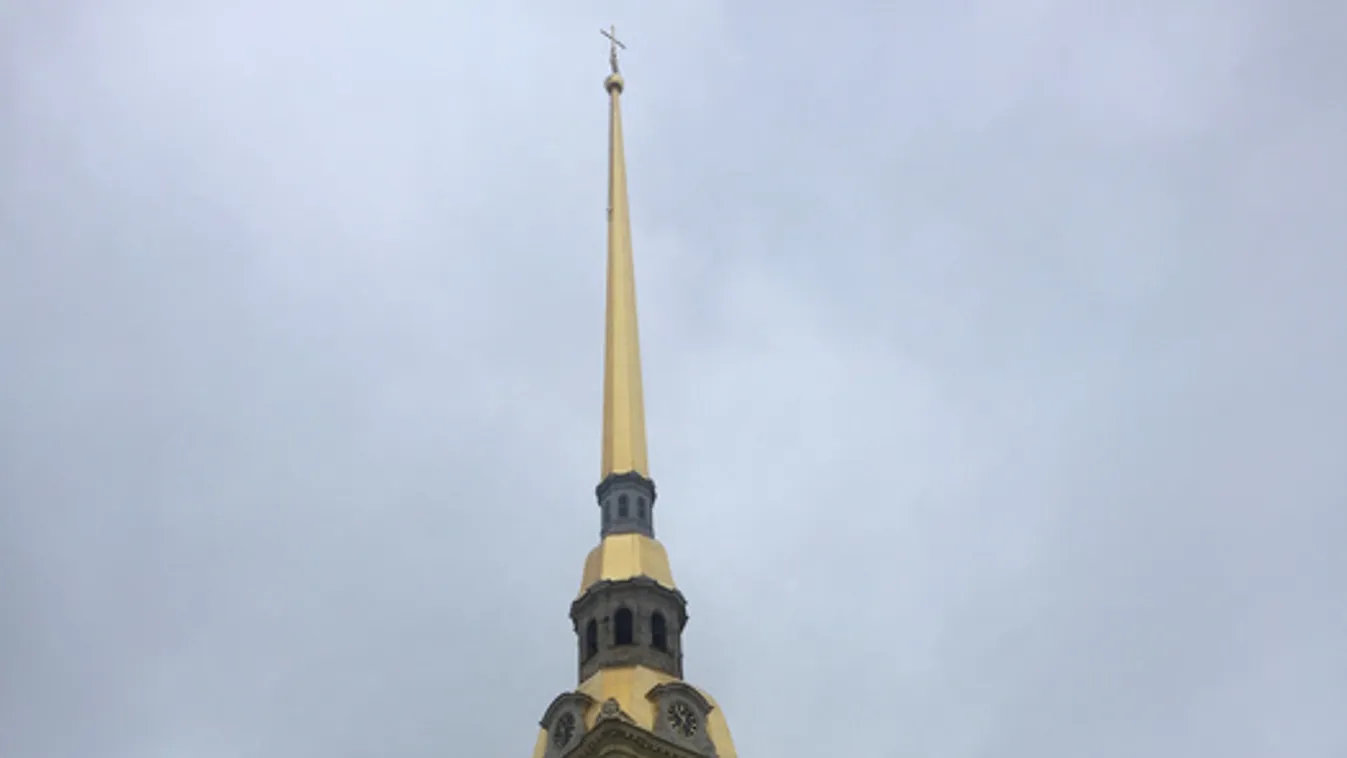 Ha cári pompát akar látni, induljon az oroszok Velencéjébe!