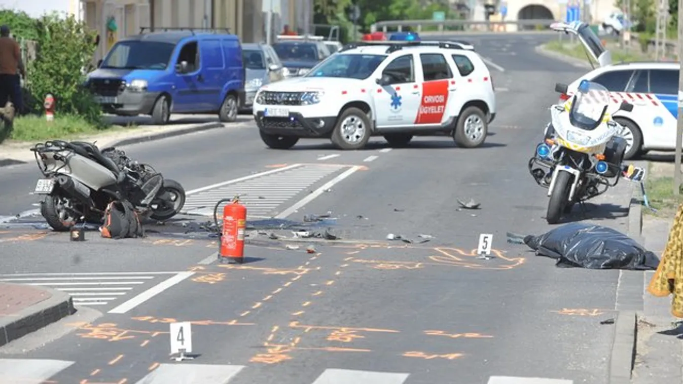 Végzetes baleset: meghalt egy motoros Piliscsabánál – fotók