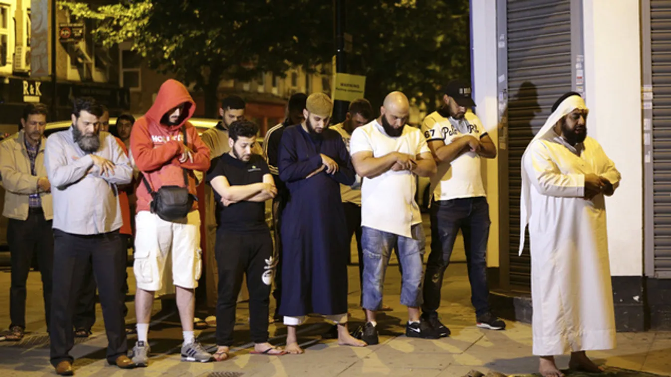 Muszlimok közé hajtott egy furgon Londonban