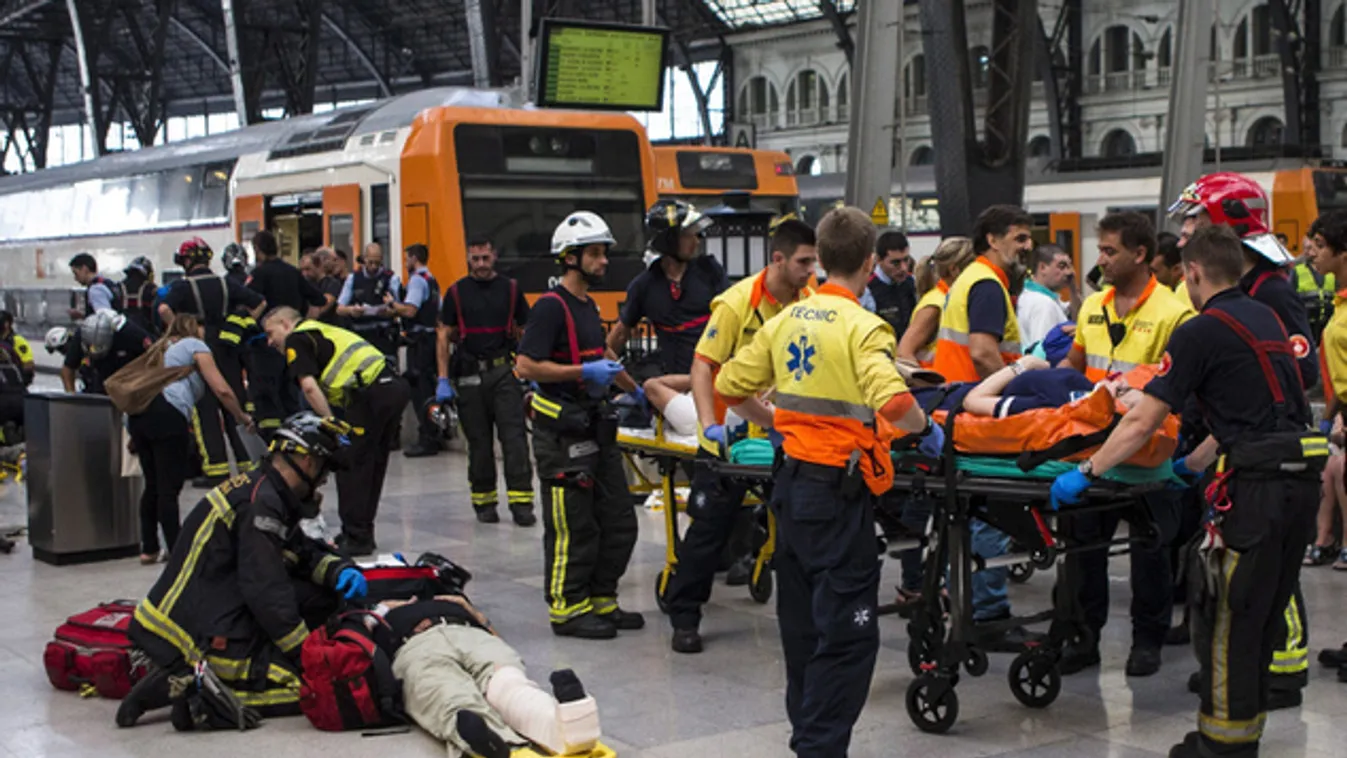Az állomásnak hajtott egy vonat Barcelonában