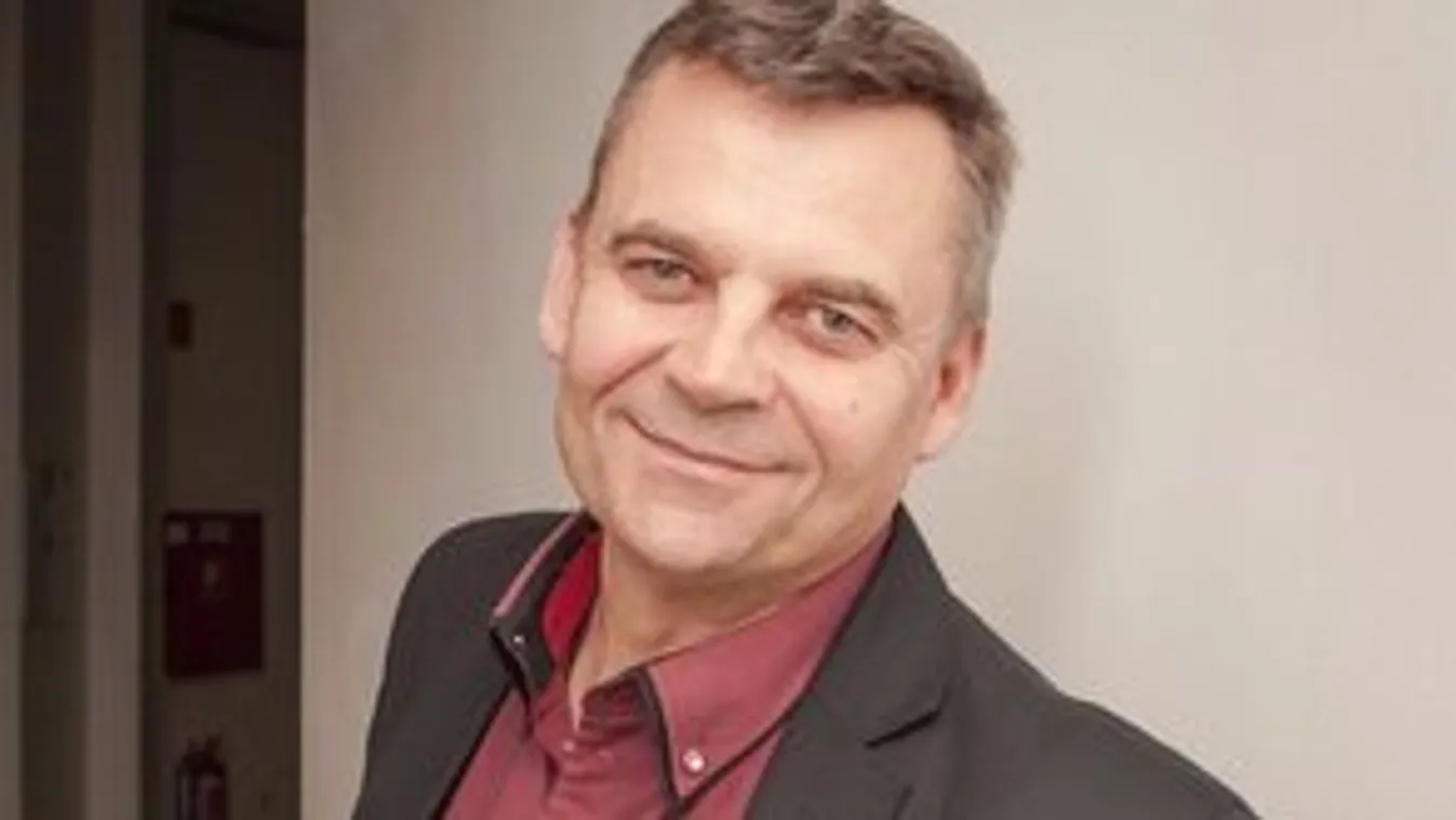 Titokra derült fény R. Kárpáti múltjából