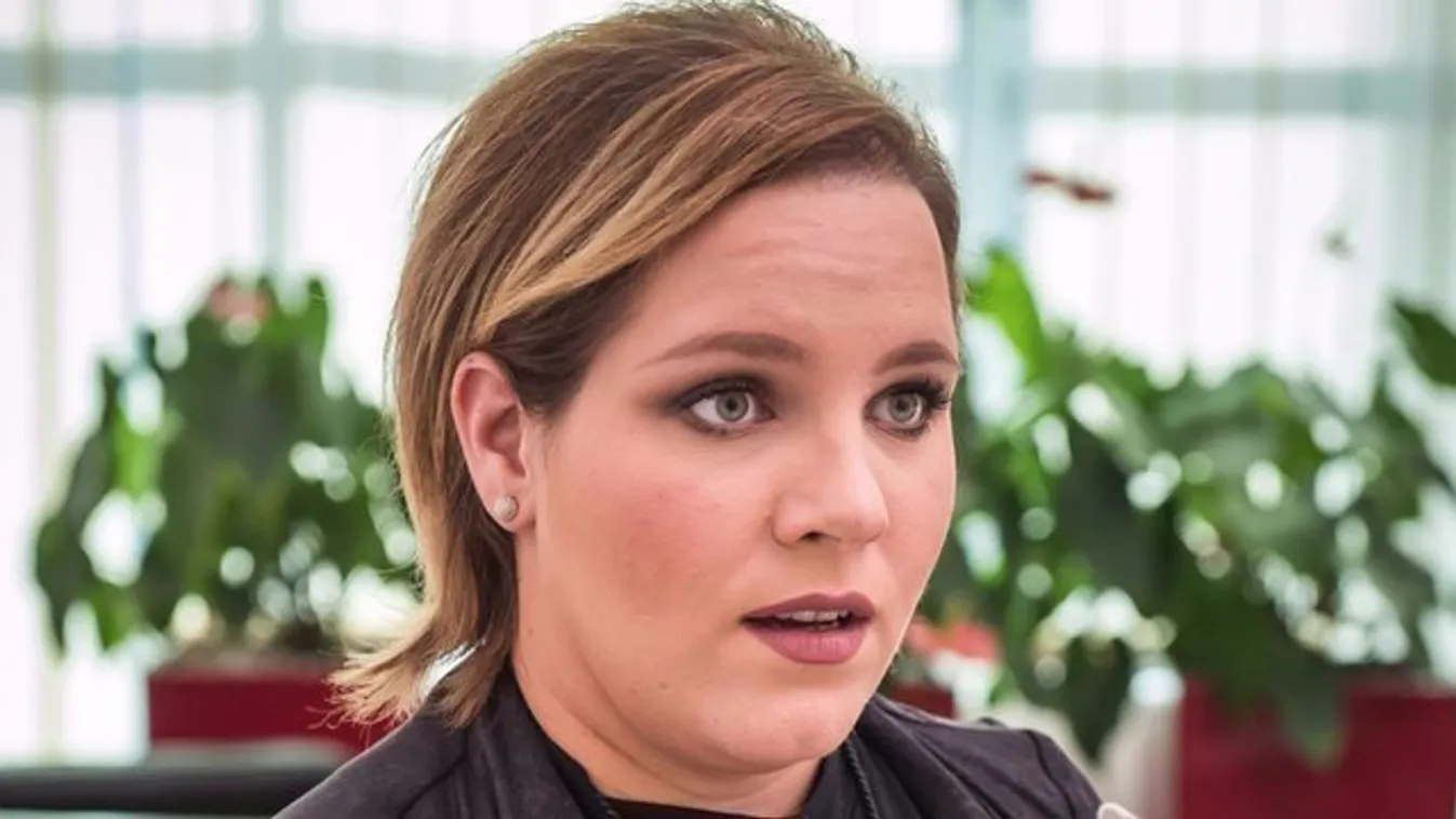 Tóth Verát azzal vádolták meg: nem is ő van a képein