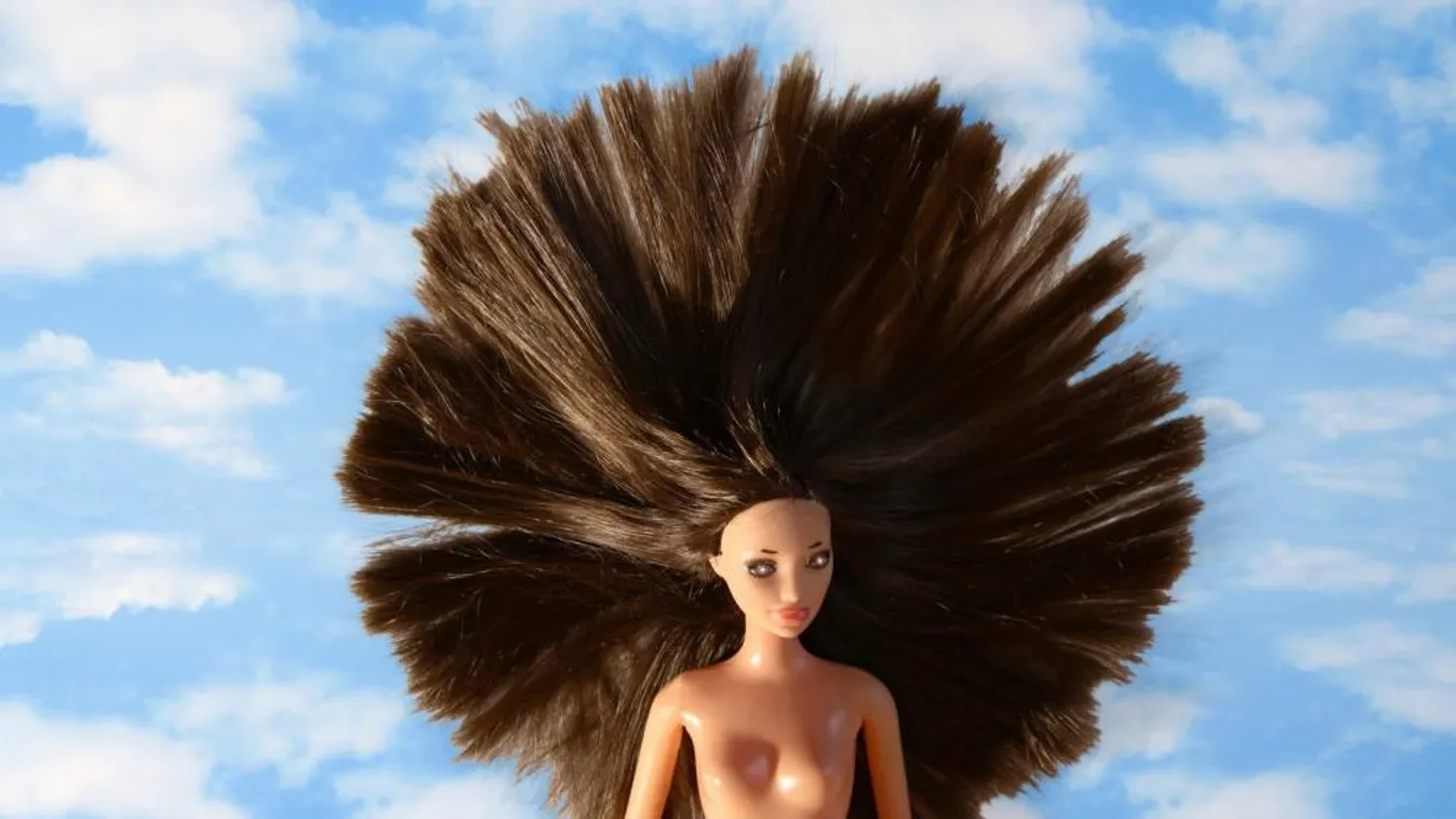 Terrorista Barbie tört be a gyerekszobába