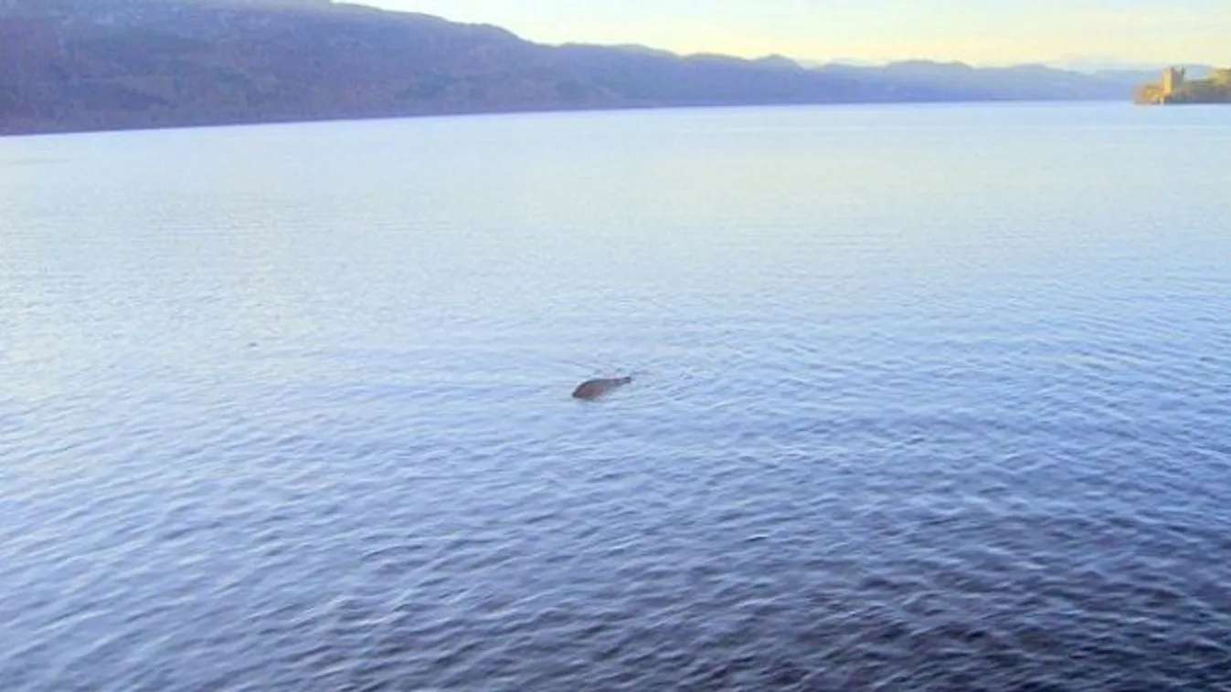 Ismét megmutatta magát a Loch Ness-i szörny - fotó
