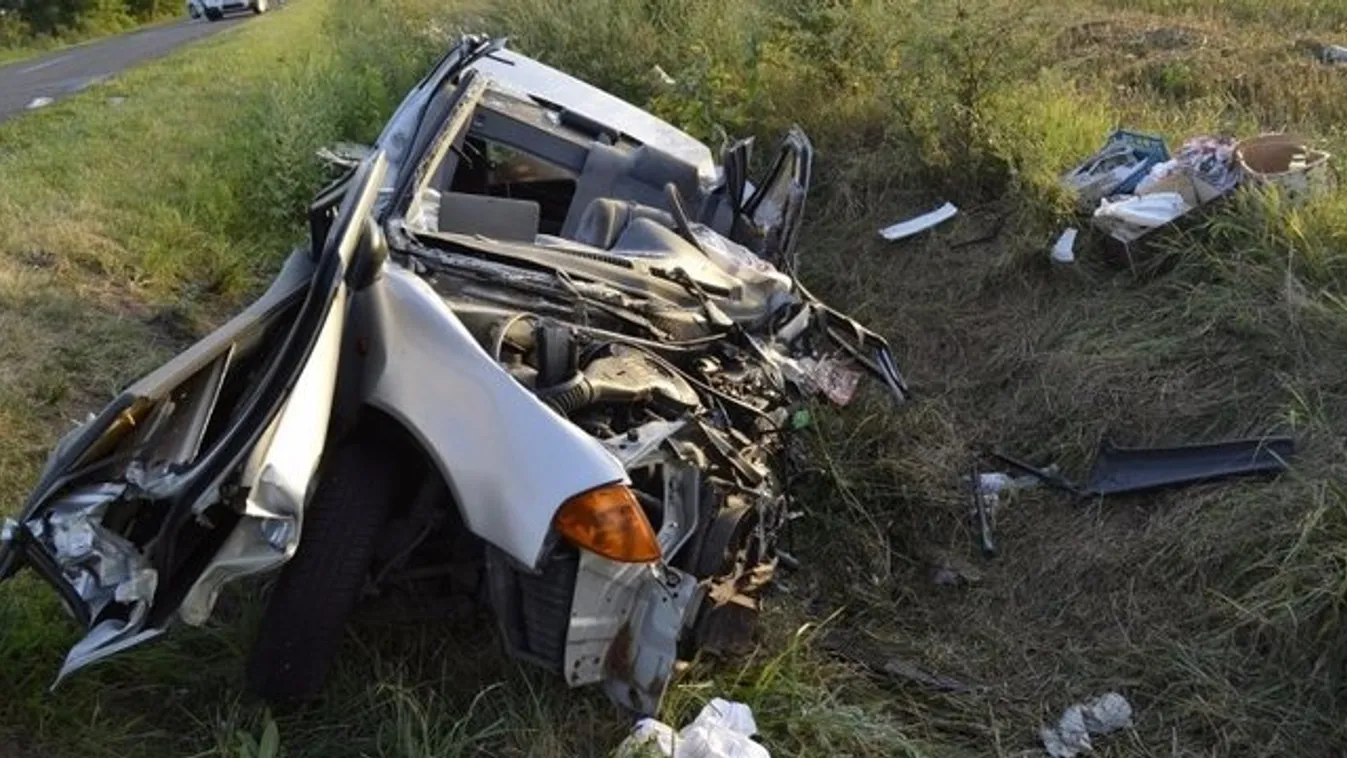 Mindkét sofőr életét vesztette az ágasegyházi balesetben - sokkoló fotók