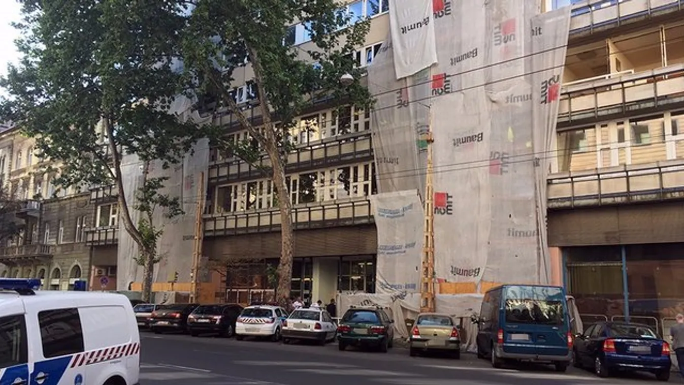 Lezuhant és életét vesztette egy építőmunkás a VII. kerületben