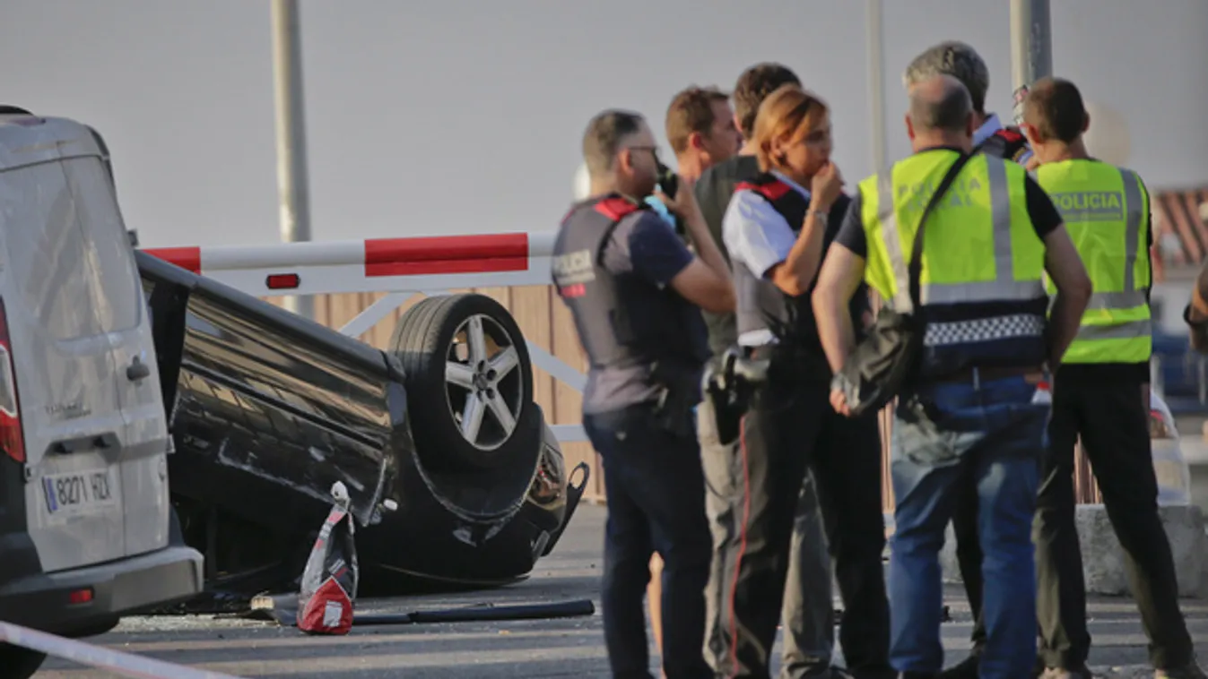 A barcelonai gázolás után egy katalán nyaralóhelyen is lecsaptak a terroristák