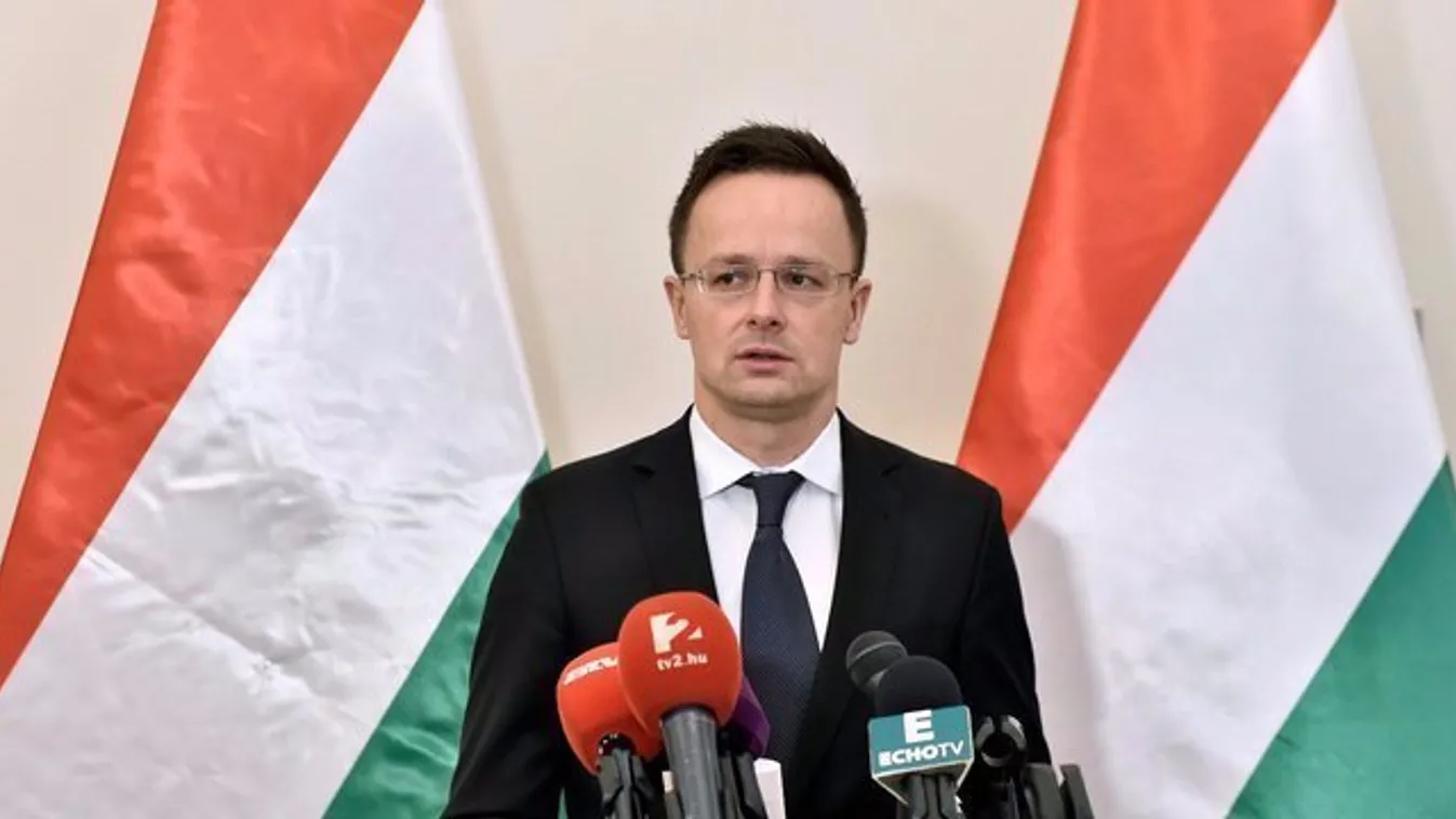 Szijjártó: 9 magyart mentenek ki az Irma-hurrikán karmai közül