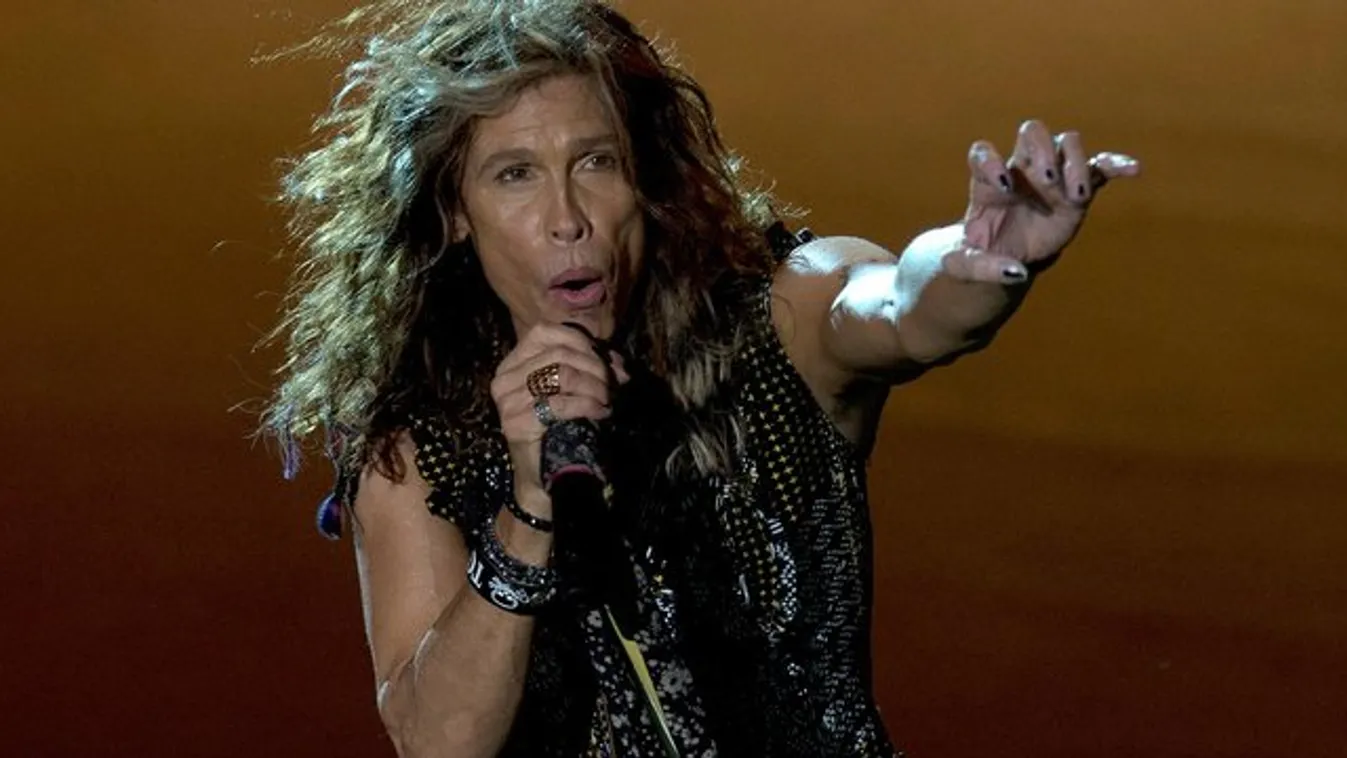 Steven Tyler kényszerpihenőn van