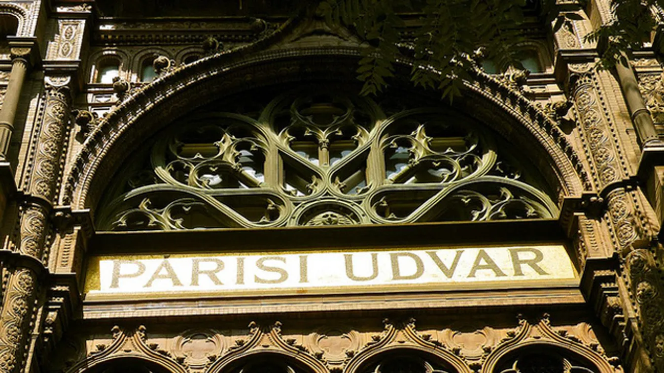 Hyatt lesz a Párisi Udvarból