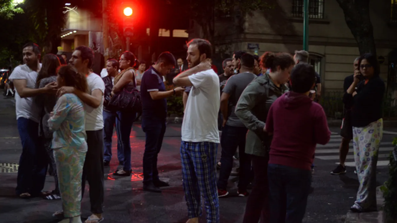 Cunamiriadót rendeltek el Mexikóban a földrengés után