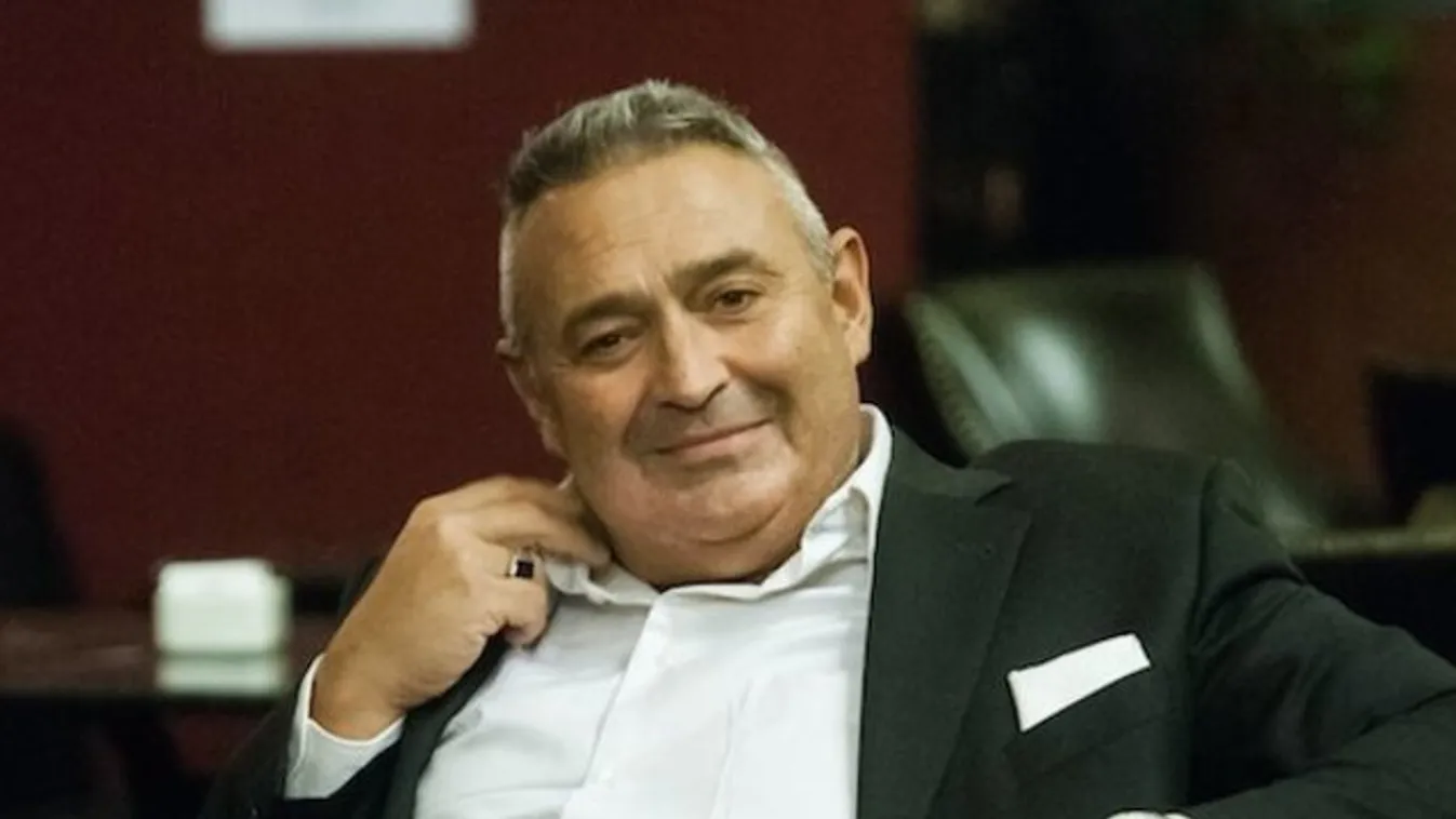 Gesztesi Károly jól játszik iszákost
