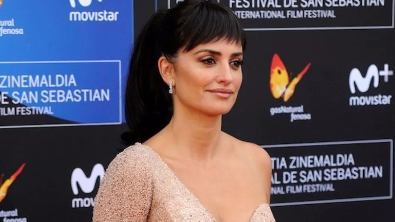 Nem fél pucérkodni Penélope Cruz