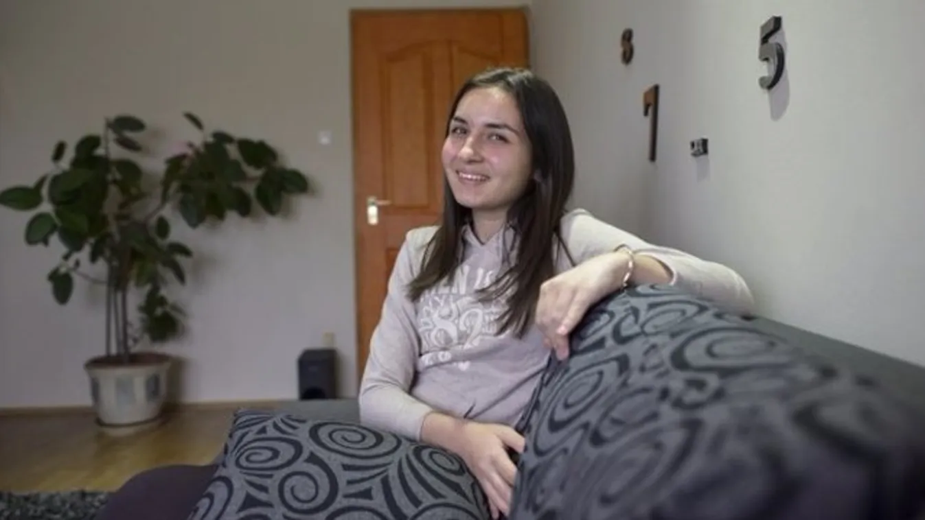 Fantasztikus: otthonában ünnepelt a Bulgáriában súlyos balesetet szenvedő Vanessza