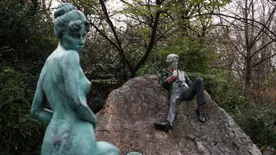Örülne, ha felhívná Oscar Wilde? Dublinban megtörténhet