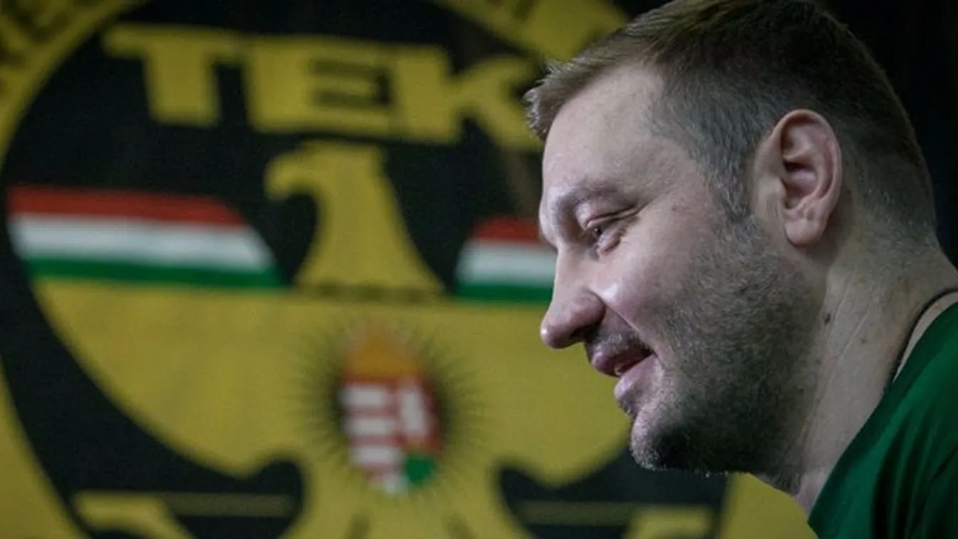 K1-es világsztár ütötte a TEK-eseket
