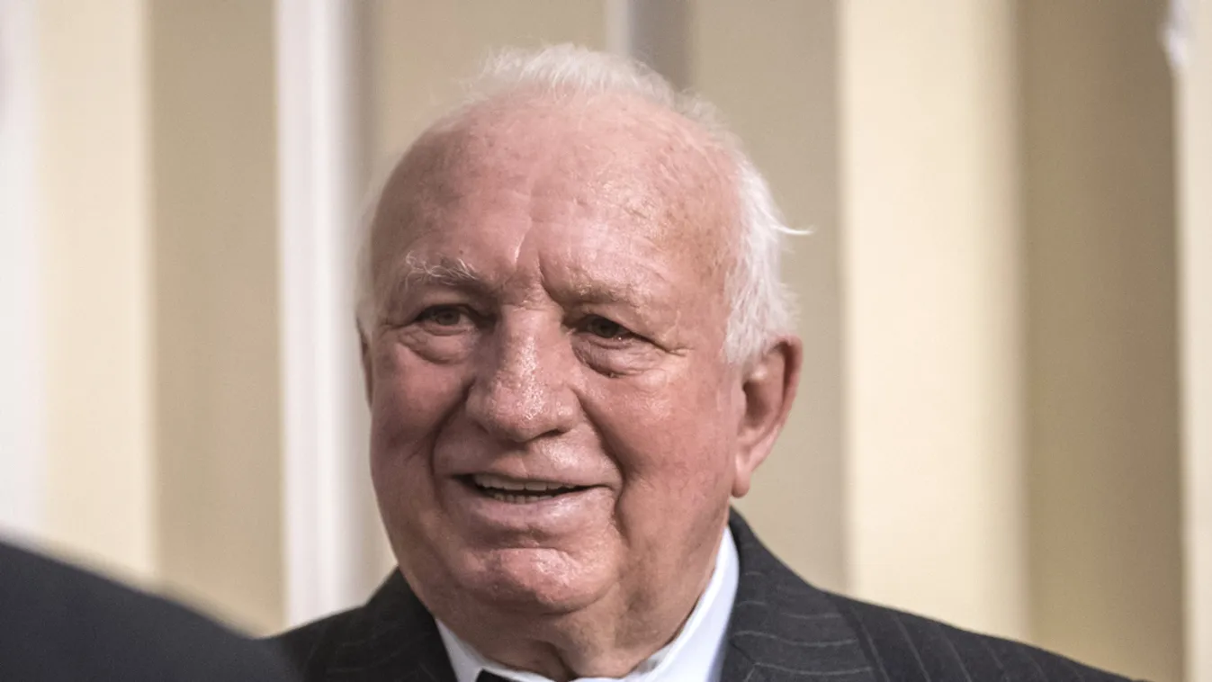 A Mátrai borvidékről választották meg az év legjobb bortermelőjét