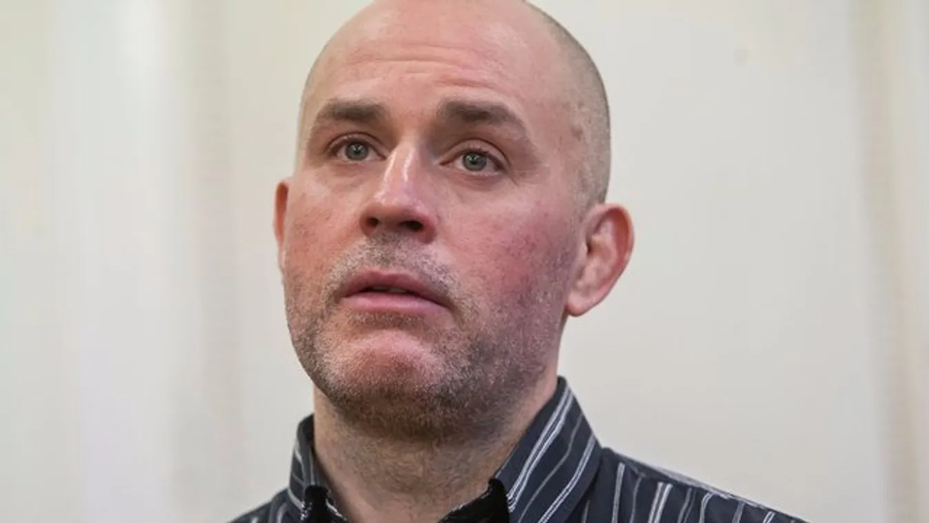 Dopeman húga után most édesapjáért aggódik