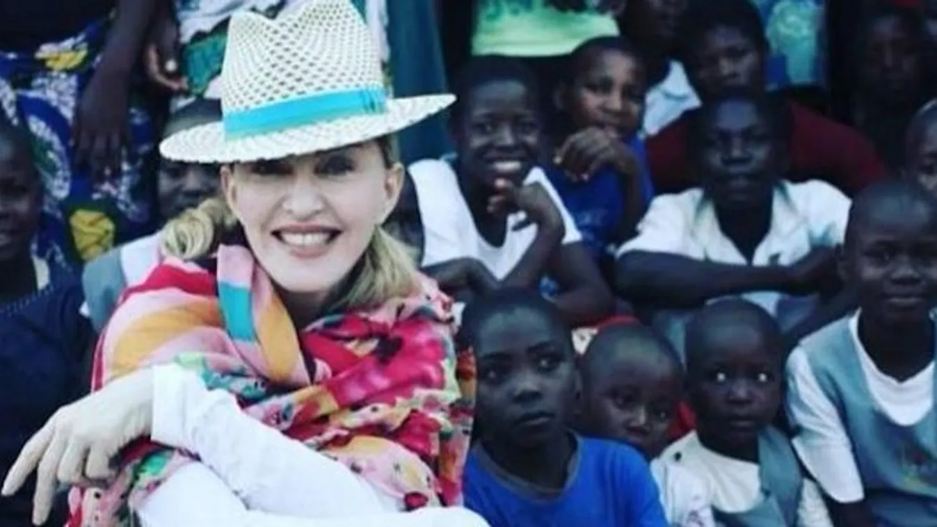 Iskolát építtet Madonna