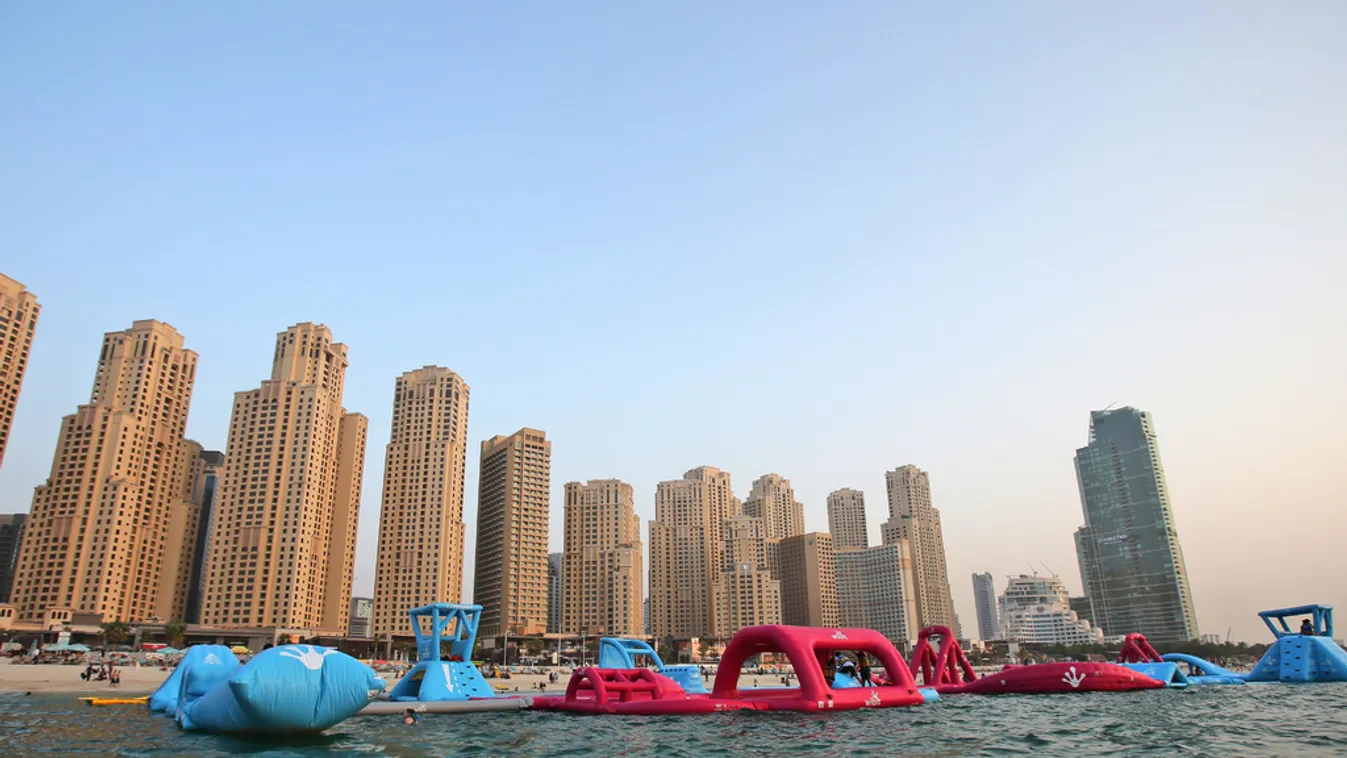 Dubajban mutatják be a világ első úszó konyháját