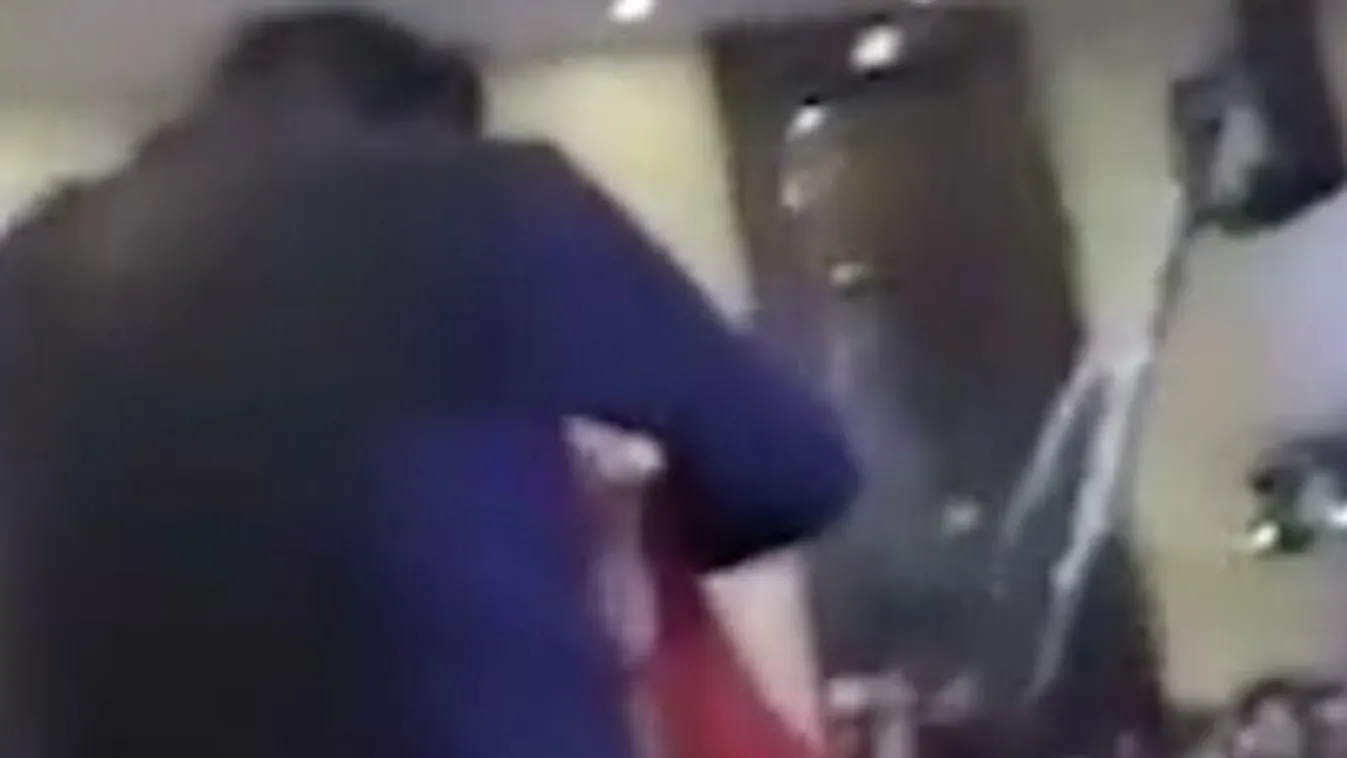 Az egész násznép előtt mászott rá fia új feleségére az örömapa – videó
