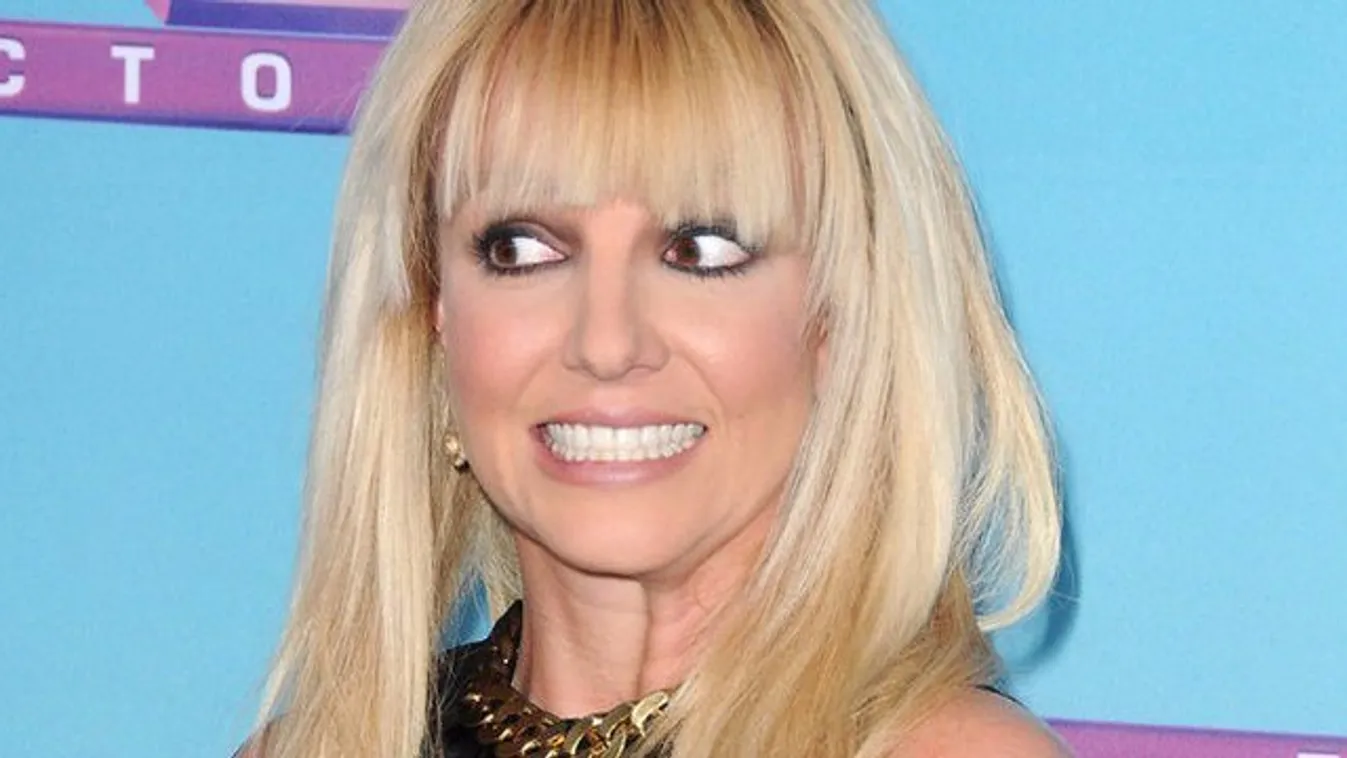 Britney Spears edzőnadrágja kisebb, mint egy bugyi – fotó
