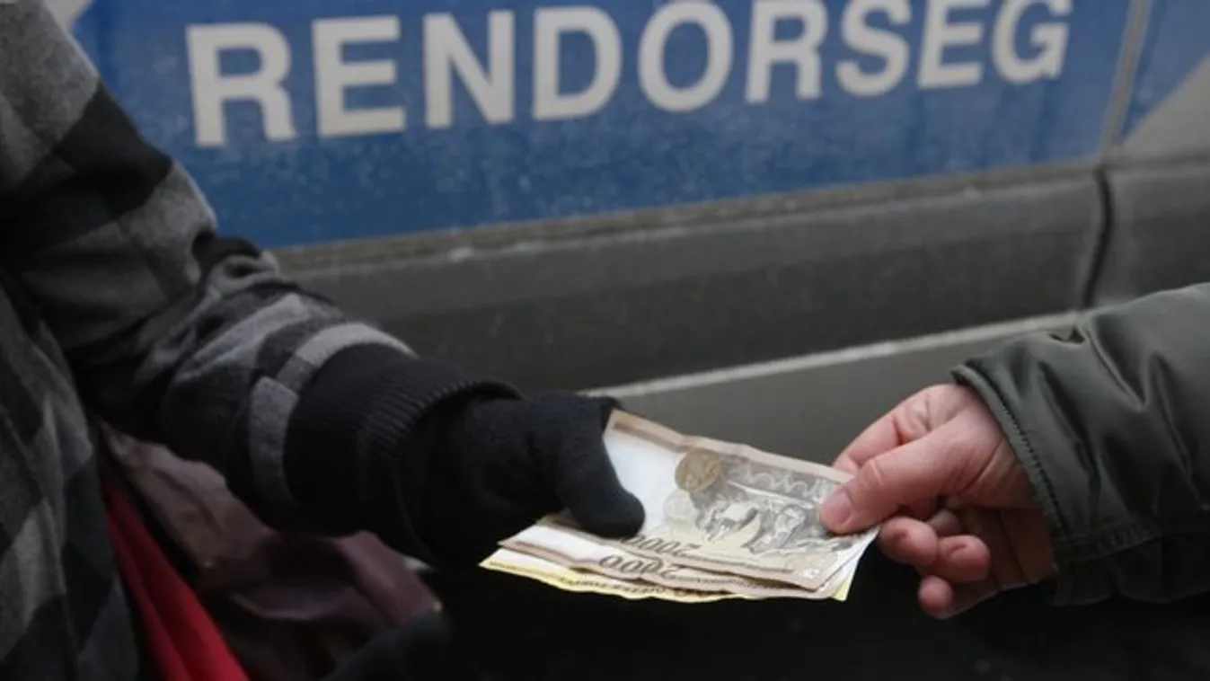 Meglopott nyugdíjas: Fegyelmi indult a zsaruk ellen