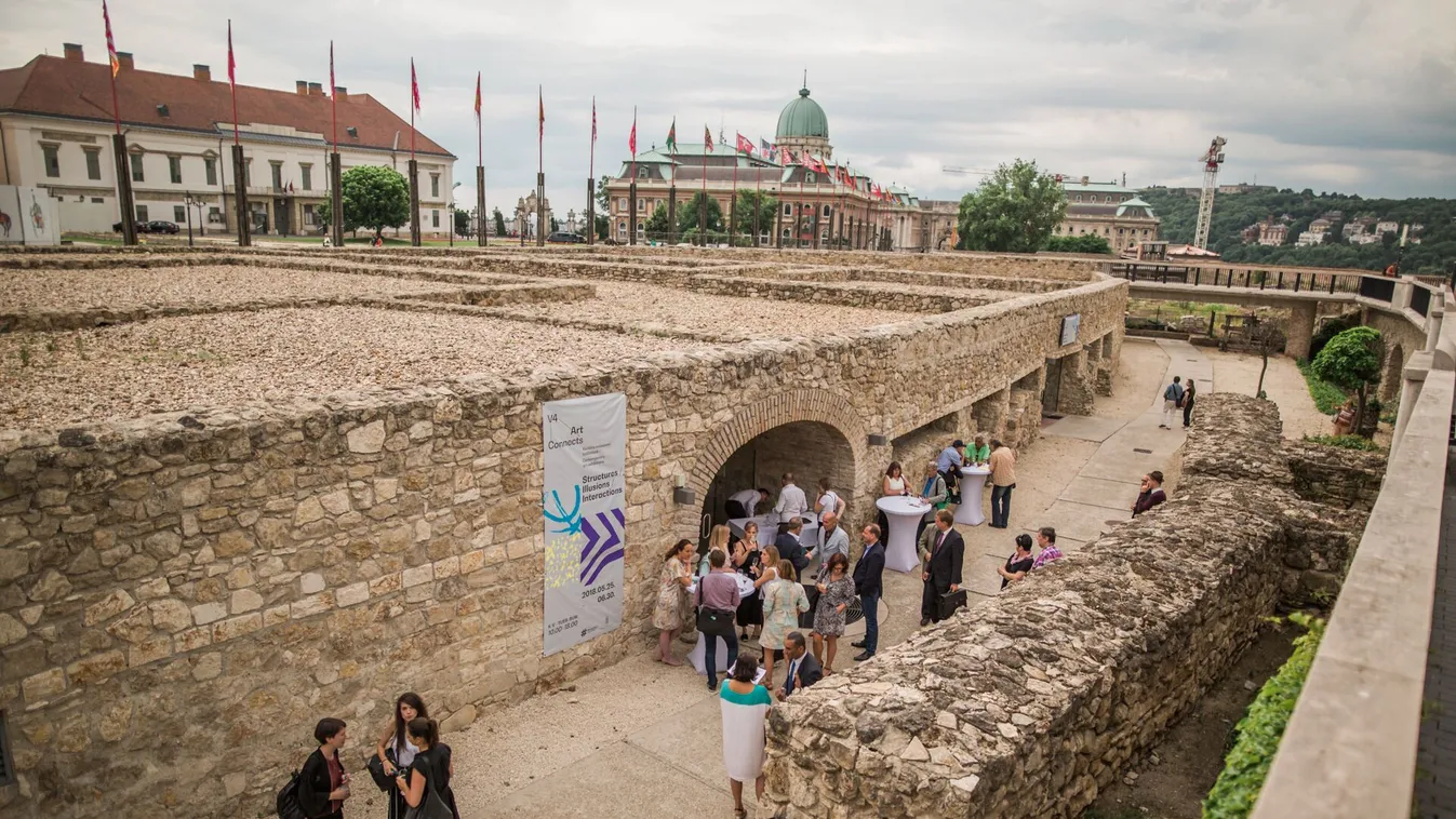 Különleges budavári helyszíneken láthatjuk a V4 művészeit