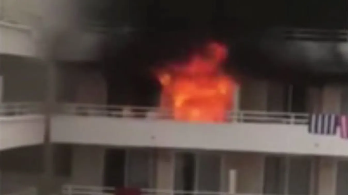 Négy angol turista felgyújtott egy hotelt – videó