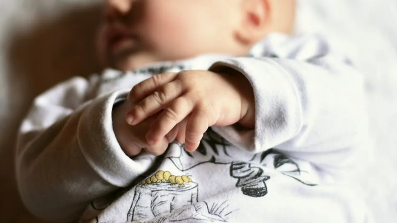 Elhunyt egy három napos csecsemő Miskolcon
