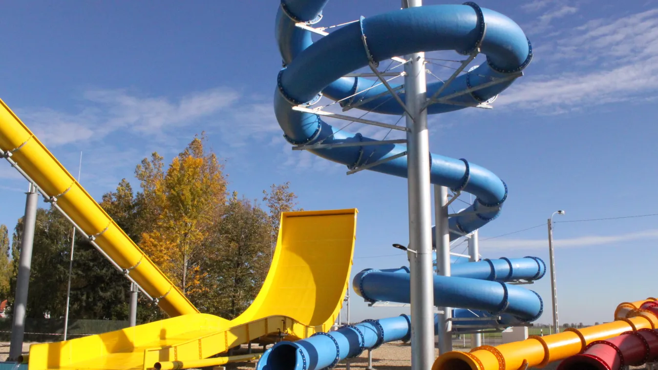 Új csúszdapark nyílik a mezőkövesdi fürdőben