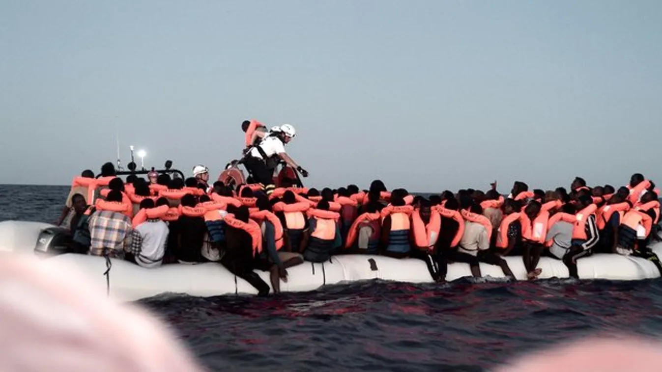 Halálosan megfenyegették a kapitányt a migránsok