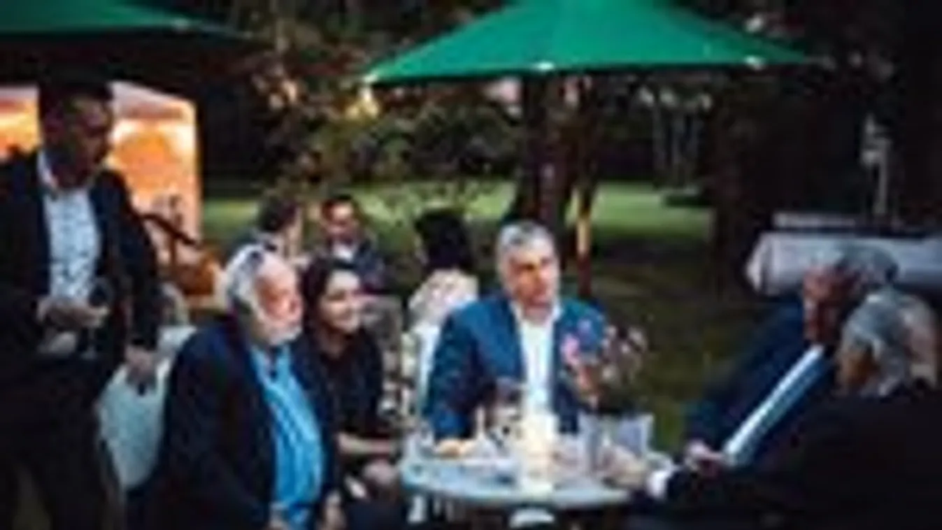 Sztárzenésznél vendégeskedett Orbán Viktor