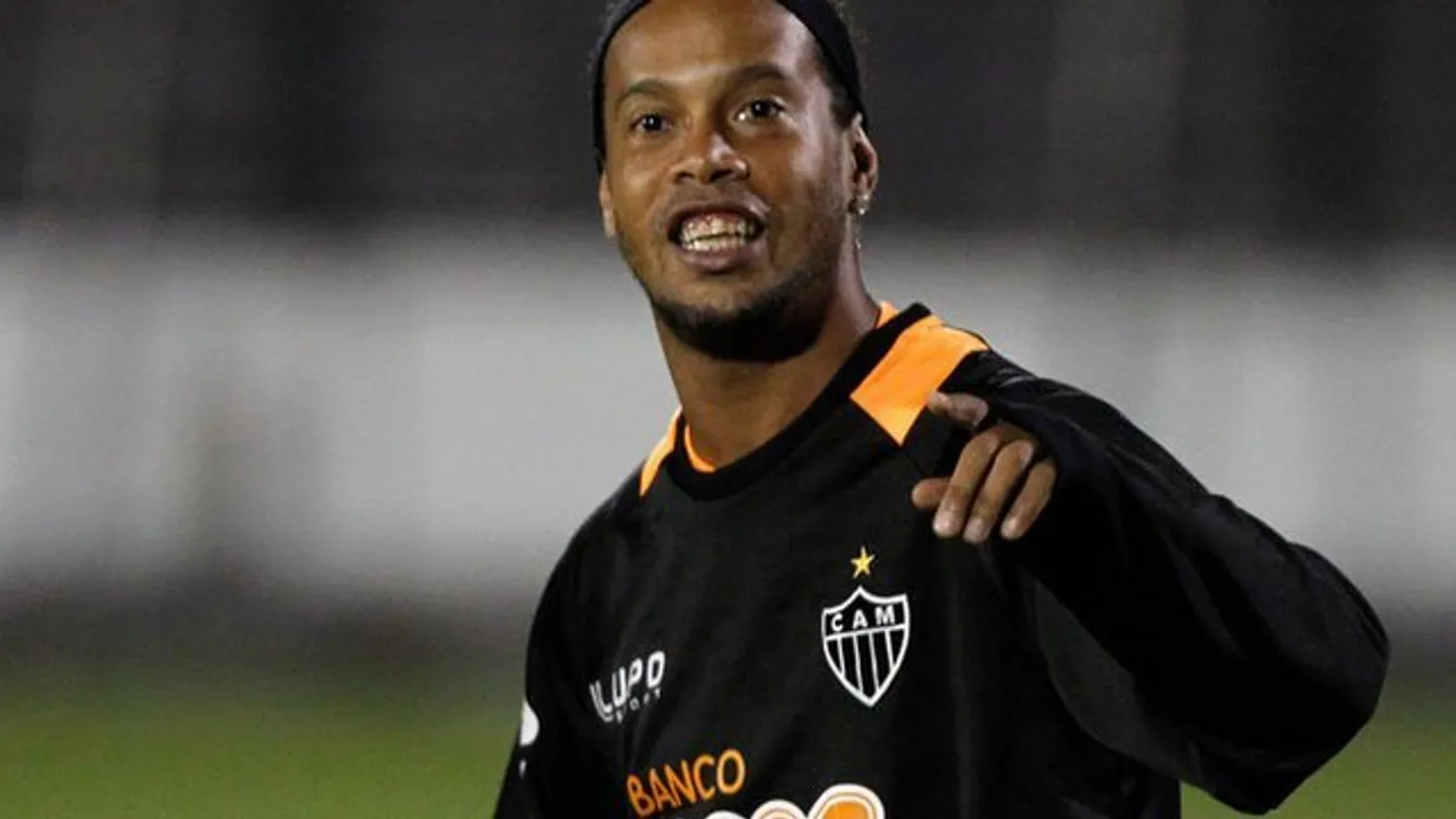 Túl nagy teher Ronaldinho öröksége? A brazil legenda fia el akarta titkolni, hogy ki az apja