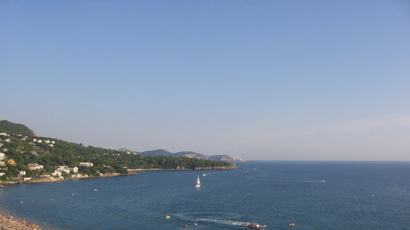 Két strand, ahol elkerülheti a nyár végi tömeget Montenegróban