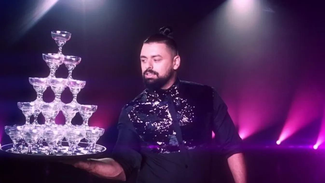 Itt az újabb showkirály: Plázába vitte szülni a feleségét Pápai Joci - fotó, videó