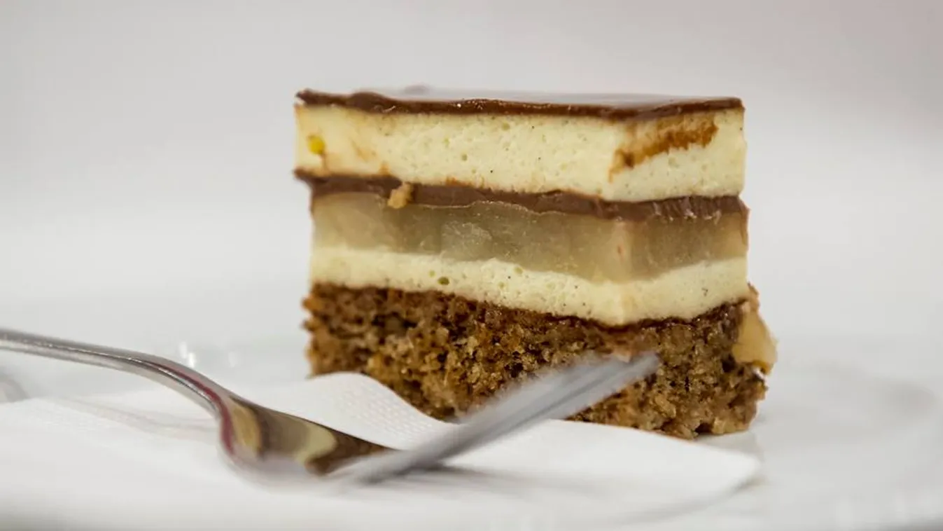 A Komáromi kisleány lett Magyarország tortája