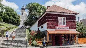 Tihany is verseng a világ legszebb faluja címért