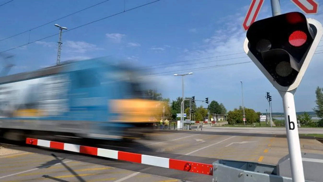 Baleset miatt késések várhatók a Budapest-Cegléd-Szeged vasútvonalon