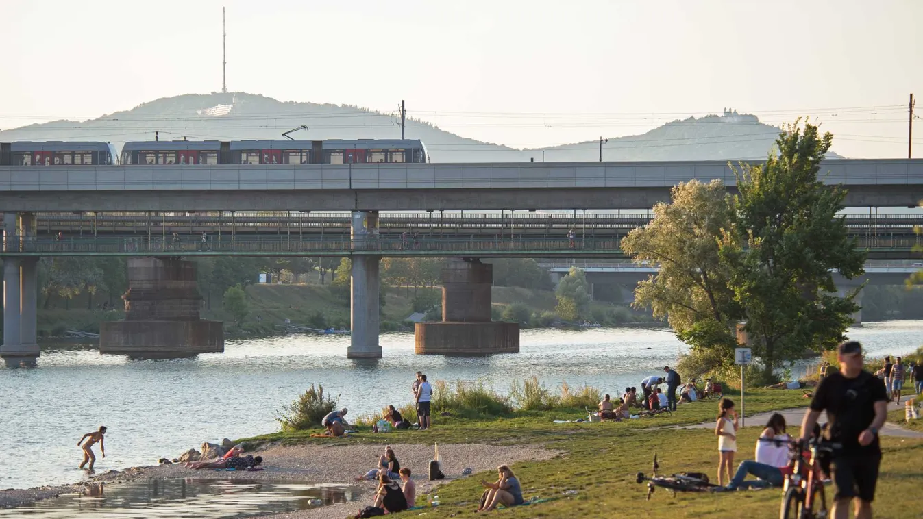 Kíváncsiak milyen egy metróvonal ráncfelvarrása? Bécsben megnézhetik